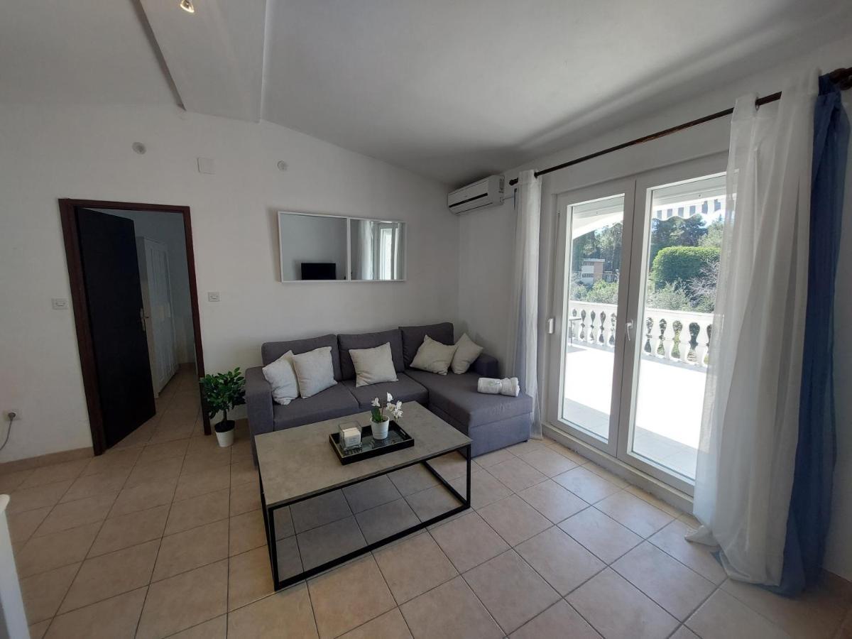 Casa Blanca, Biograd Na Moru Apartment Bagian luar foto