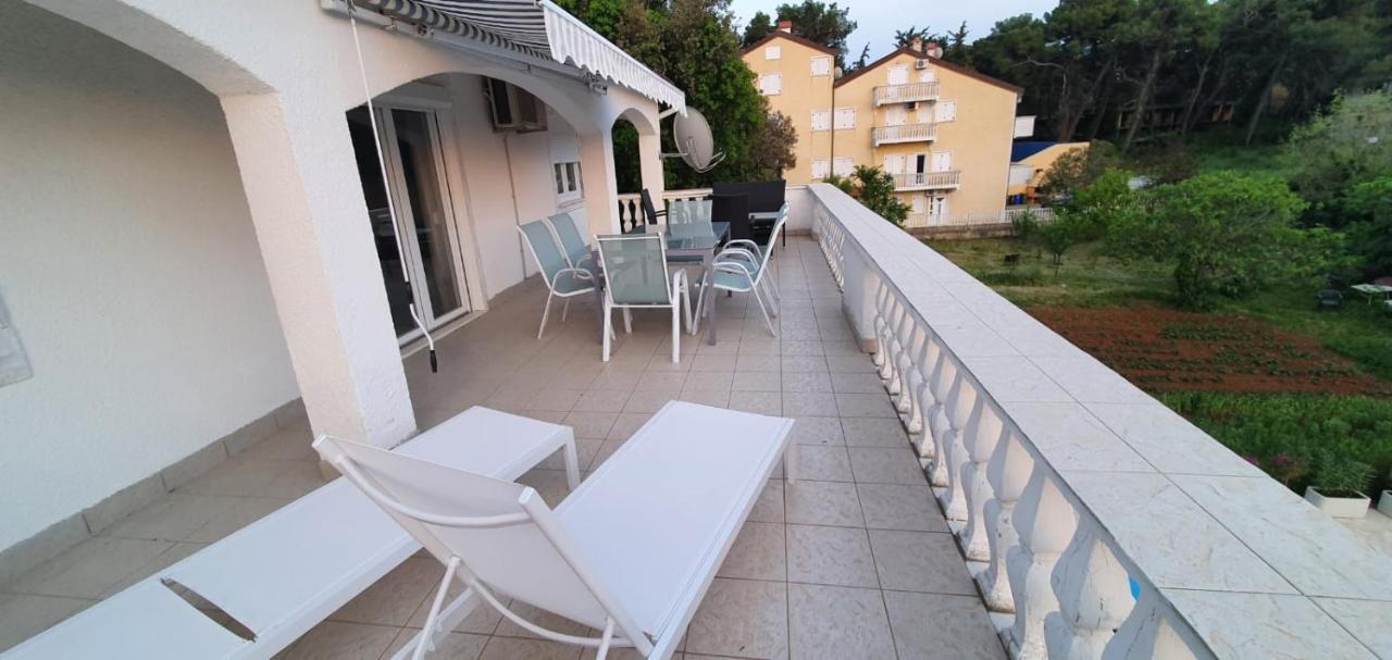 Casa Blanca, Biograd Na Moru Apartment Bagian luar foto